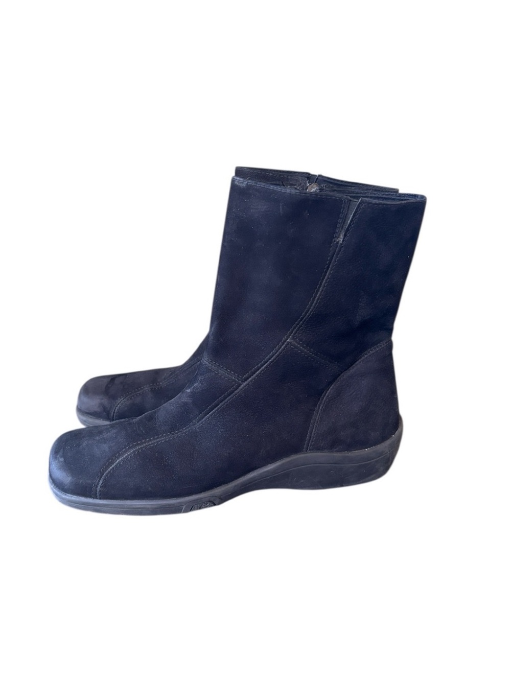 Easy Spirit Black Suede Ultimate Winter Boot Size 9